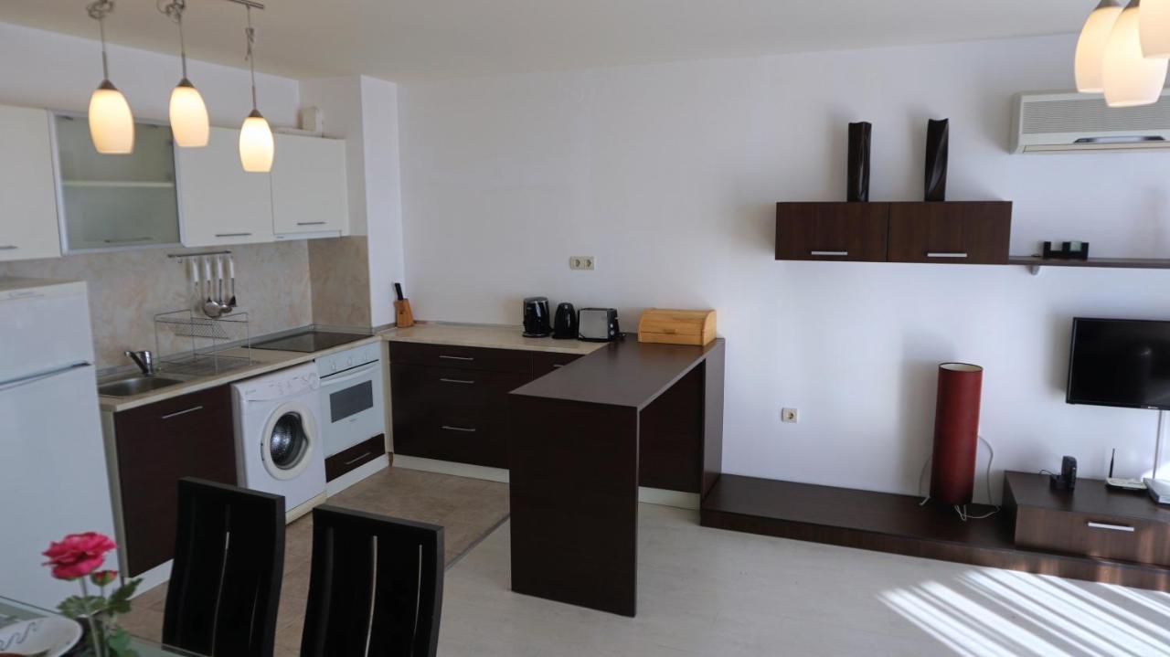 Апартаменти Свети Георги - Saint George Apartments Kavarna Exteriör bild