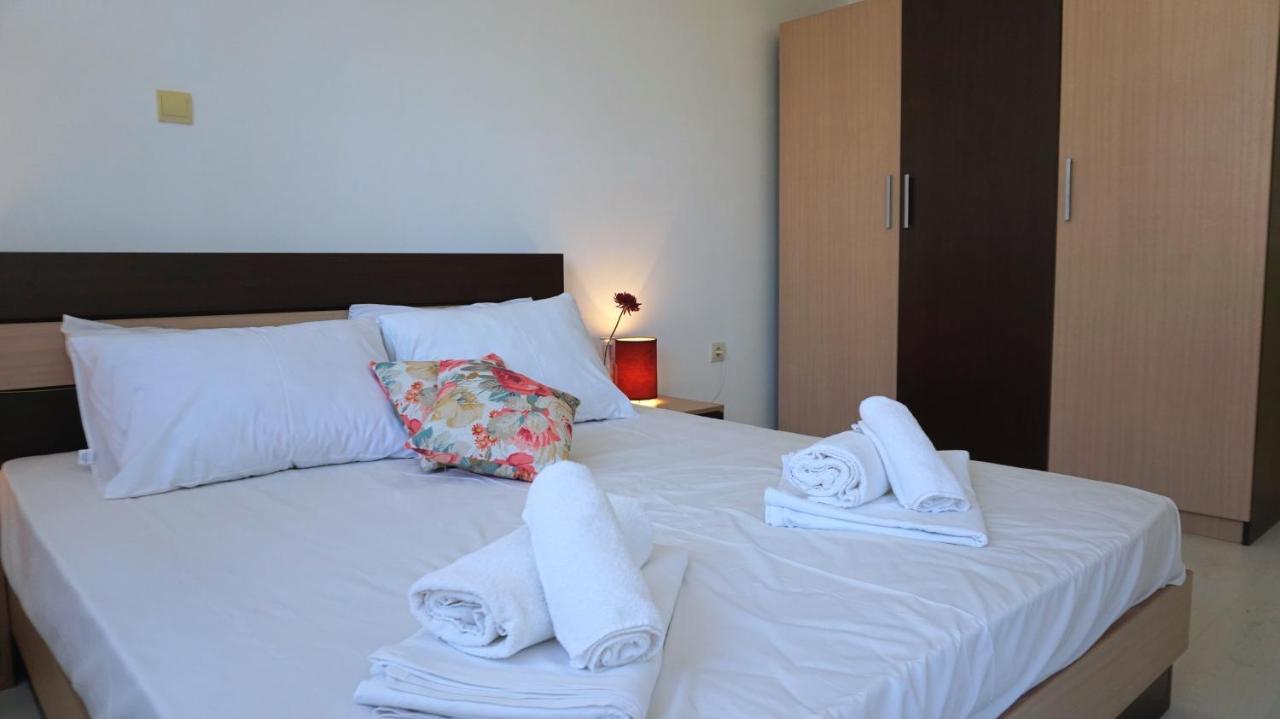 Апартаменти Свети Георги - Saint George Apartments Kavarna Exteriör bild