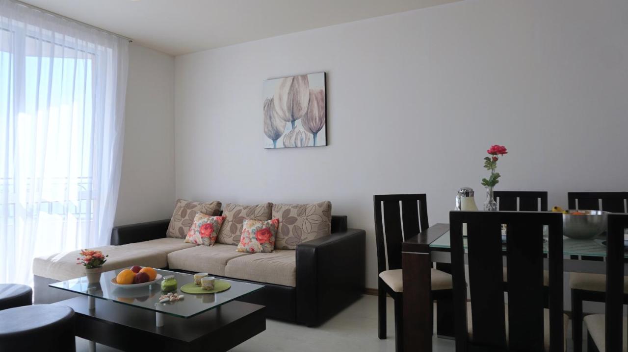 Апартаменти Свети Георги - Saint George Apartments Kavarna Exteriör bild