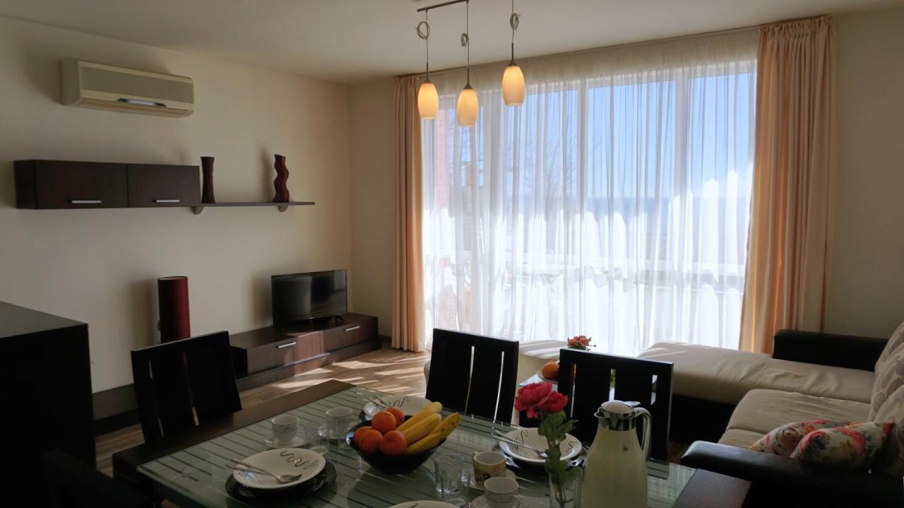 Апартаменти Свети Георги - Saint George Apartments Kavarna Exteriör bild