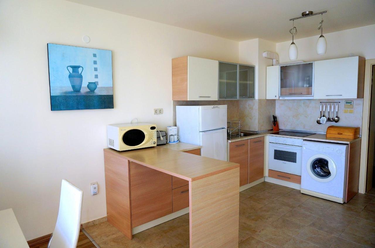 Апартаменти Свети Георги - Saint George Apartments Kavarna Exteriör bild
