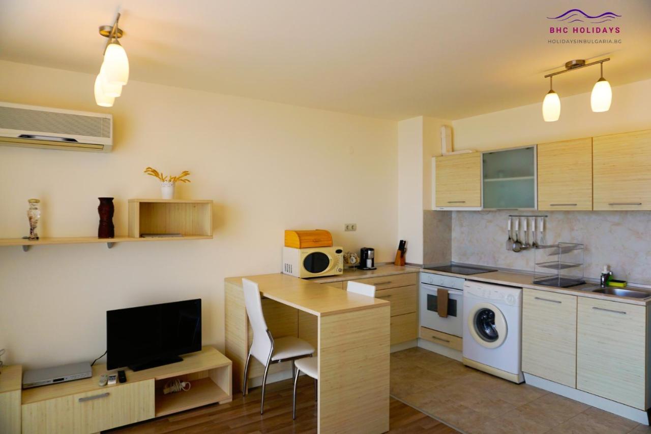 Апартаменти Свети Георги - Saint George Apartments Kavarna Exteriör bild