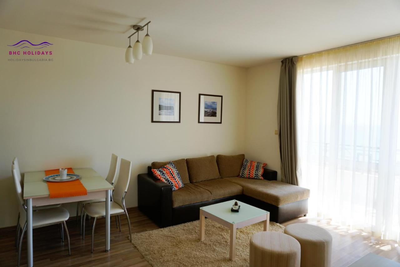 Апартаменти Свети Георги - Saint George Apartments Kavarna Exteriör bild