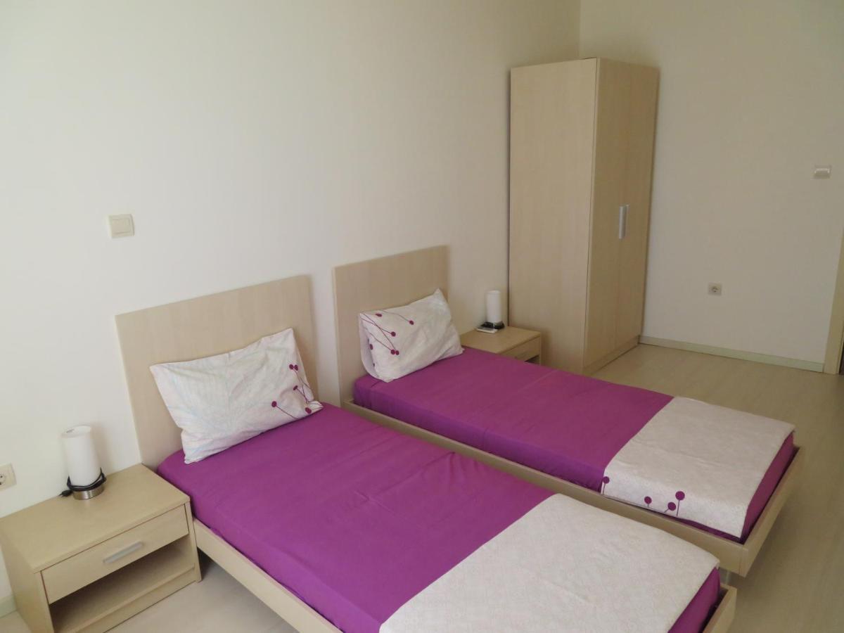 Апартаменти Свети Георги - Saint George Apartments Kavarna Exteriör bild