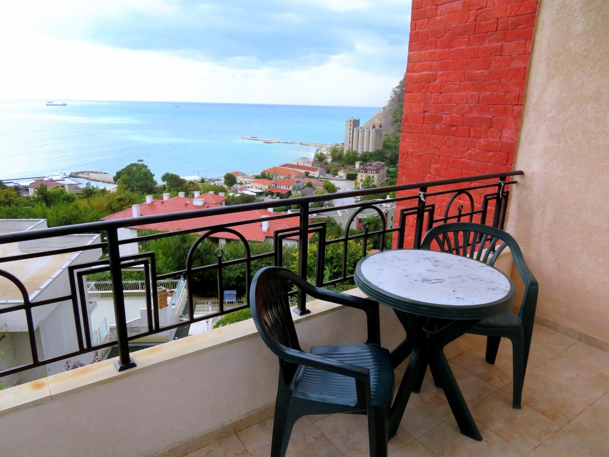Апартаменти Свети Георги - Saint George Apartments Kavarna Rum bild